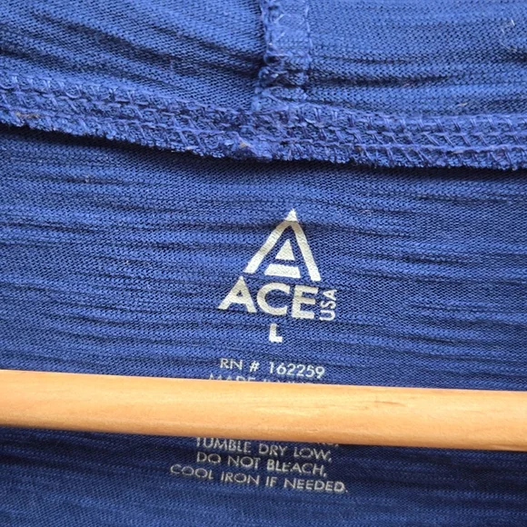 Crater Lake Pullover Hoodie - Picture 4 of 5